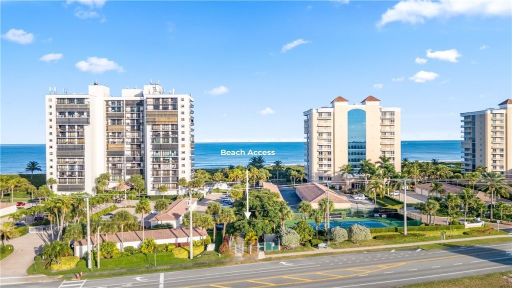 2020 Lynx Drive, Hutchinson Island, FL 34949 Photo