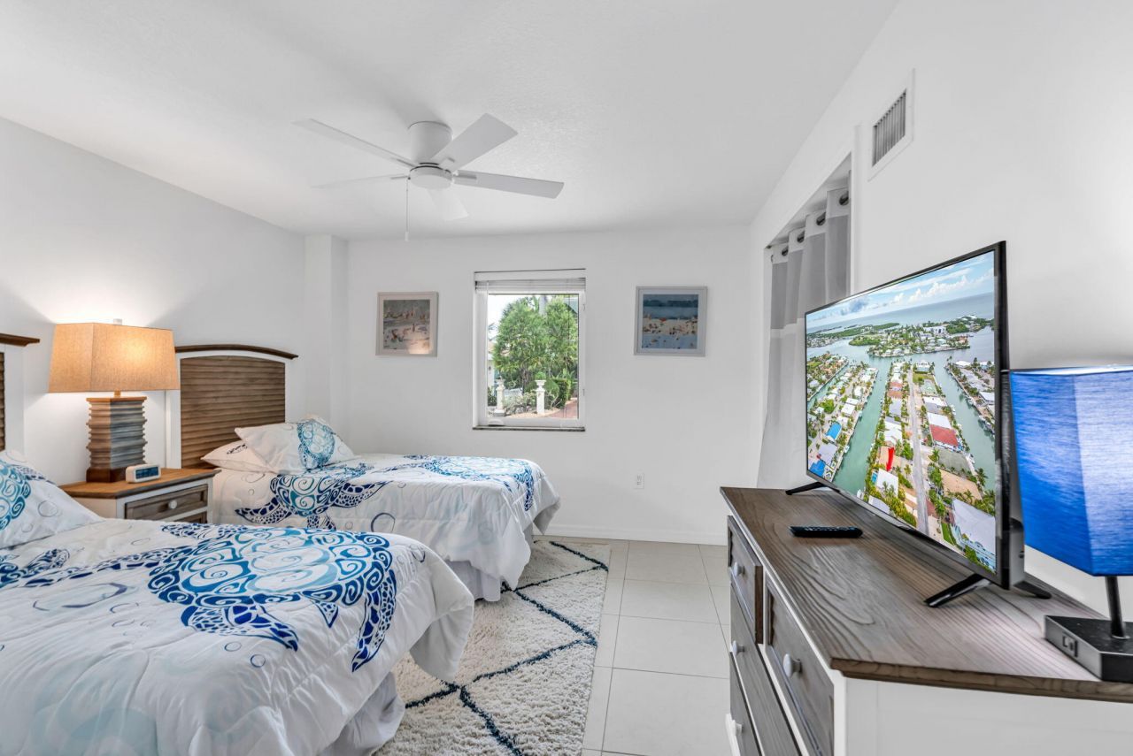 581 10th Street, Key Colony, FL 33051 Photo