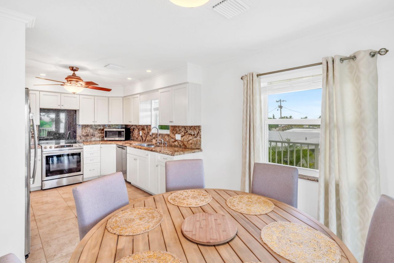 581 10th Street, Key Colony, FL 33051 Photo