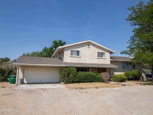 3225 Sun Cloud Cir Circle, Golden Valley, NV 89506