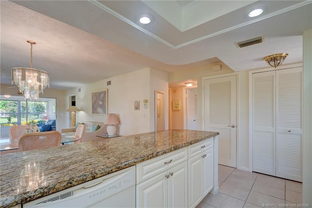 2950 SE Ocean Boulevard, Unit 121-1, Stuart, FL 34996 Photo