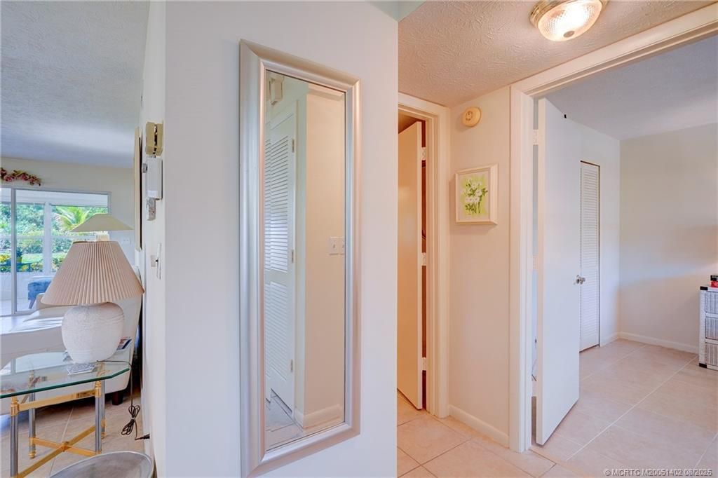 2950 SE Ocean Boulevard, Unit 121-1, Stuart, FL 34996 Photo