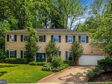 1468 HIGHWOOD DRIVE, MCLEAN, VA 22101