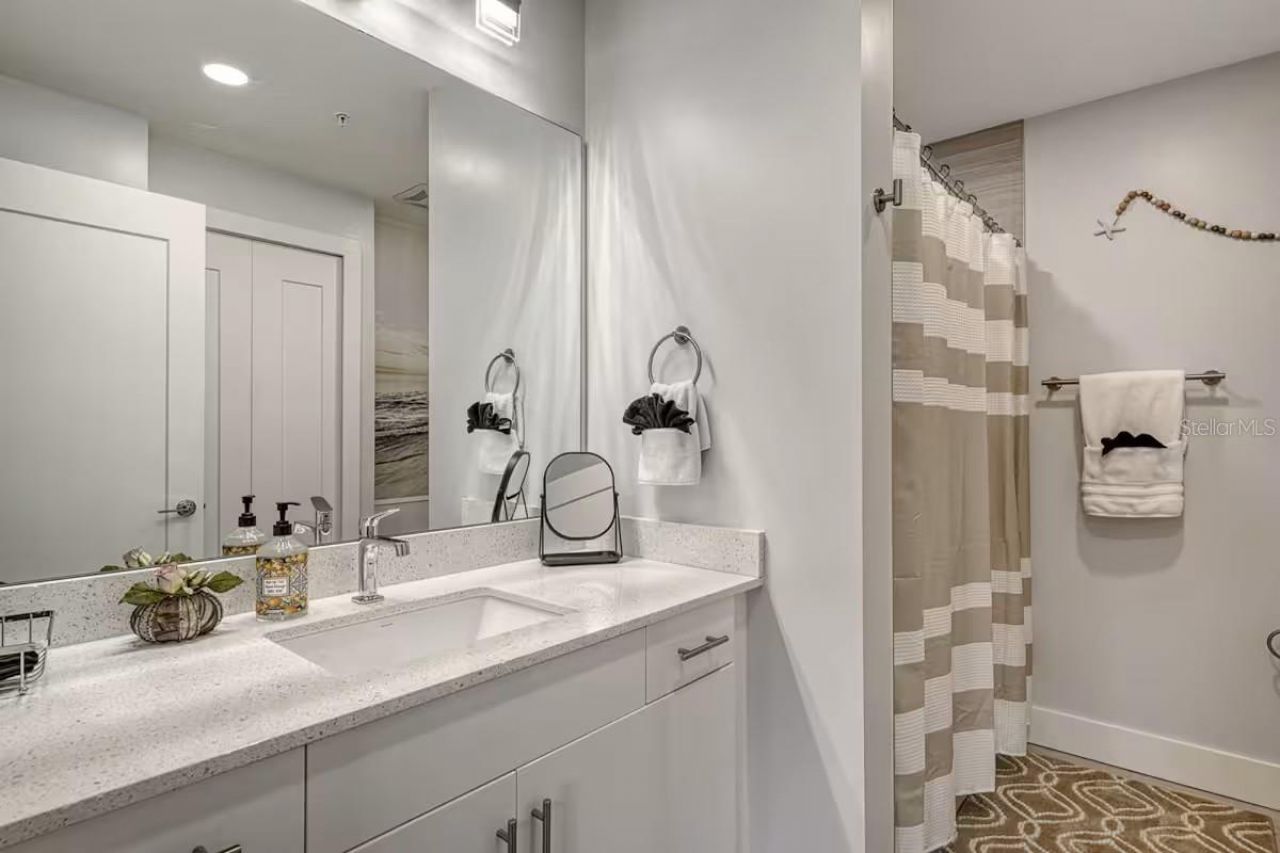 1709 N Tamiami Trail, Unit 220, Sarasota, FL 34234 Photo