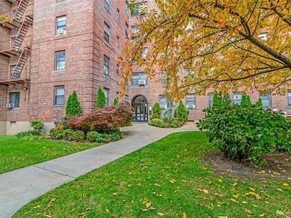 139-09 28th Road, Unit F, Flushing, NY 11354
