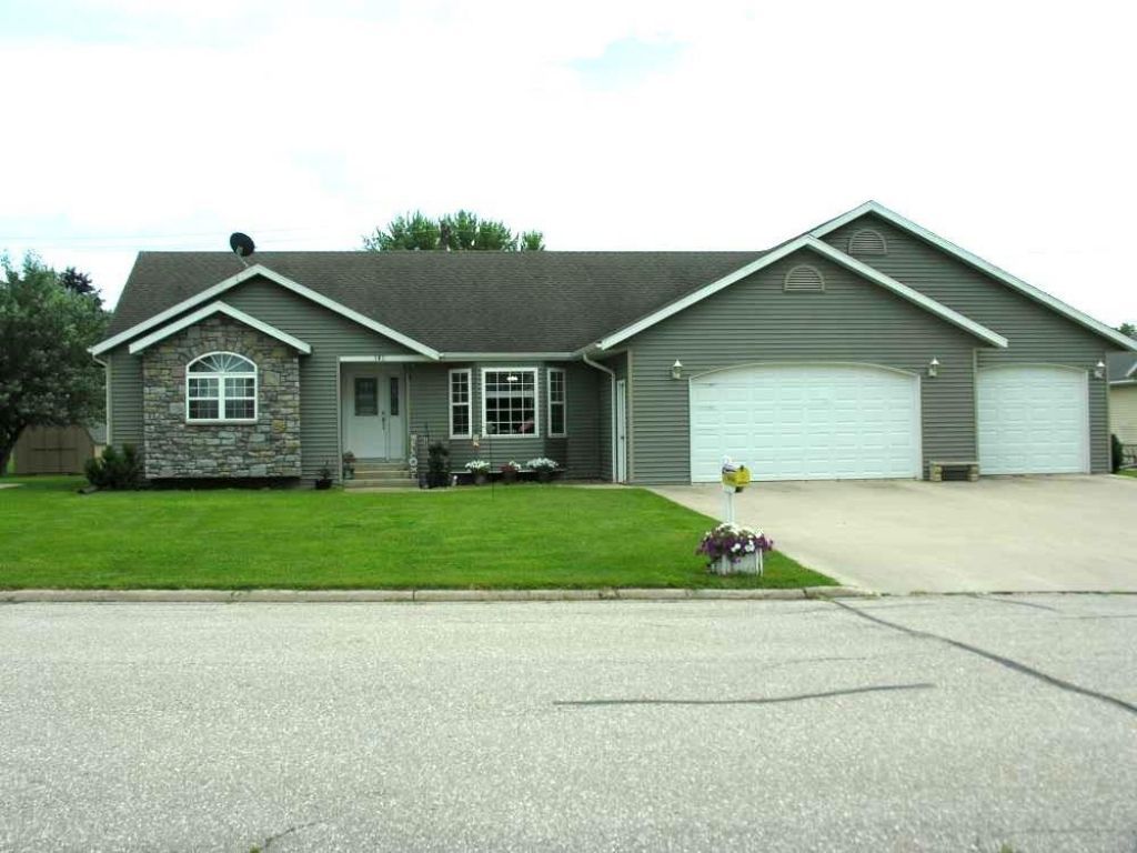 1016 Poplar Street, Osage, IA 50461 Main Photo