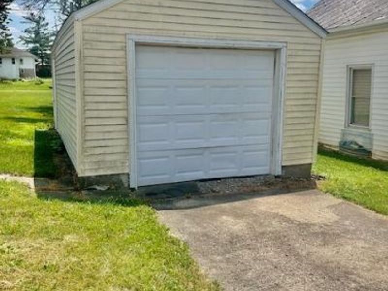 101 W South Street, Anna, OH 45302 Photo 5