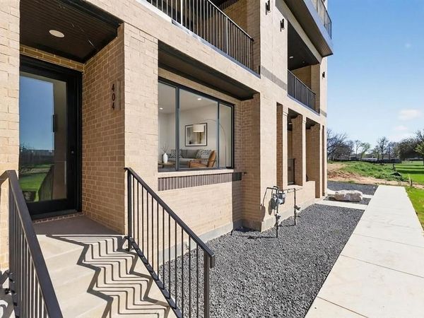 404 Vista Buena Trail, Fort Worth, TX 76111