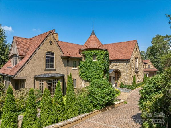 234 Skycliff Drive, Asheville, NC 28804