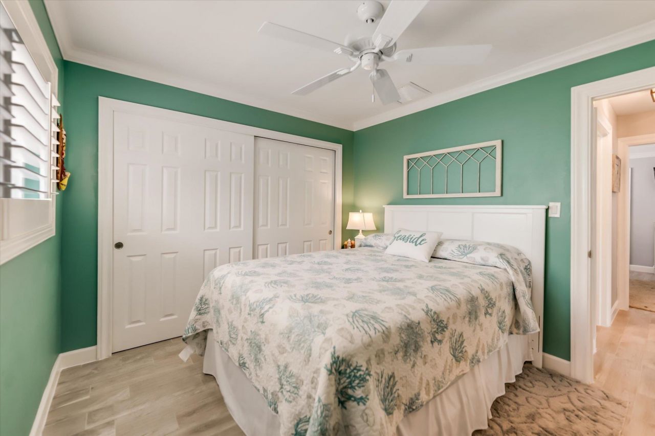 1657 Atlanta Plaza Dr, Sanibel, FL 33957 Photo