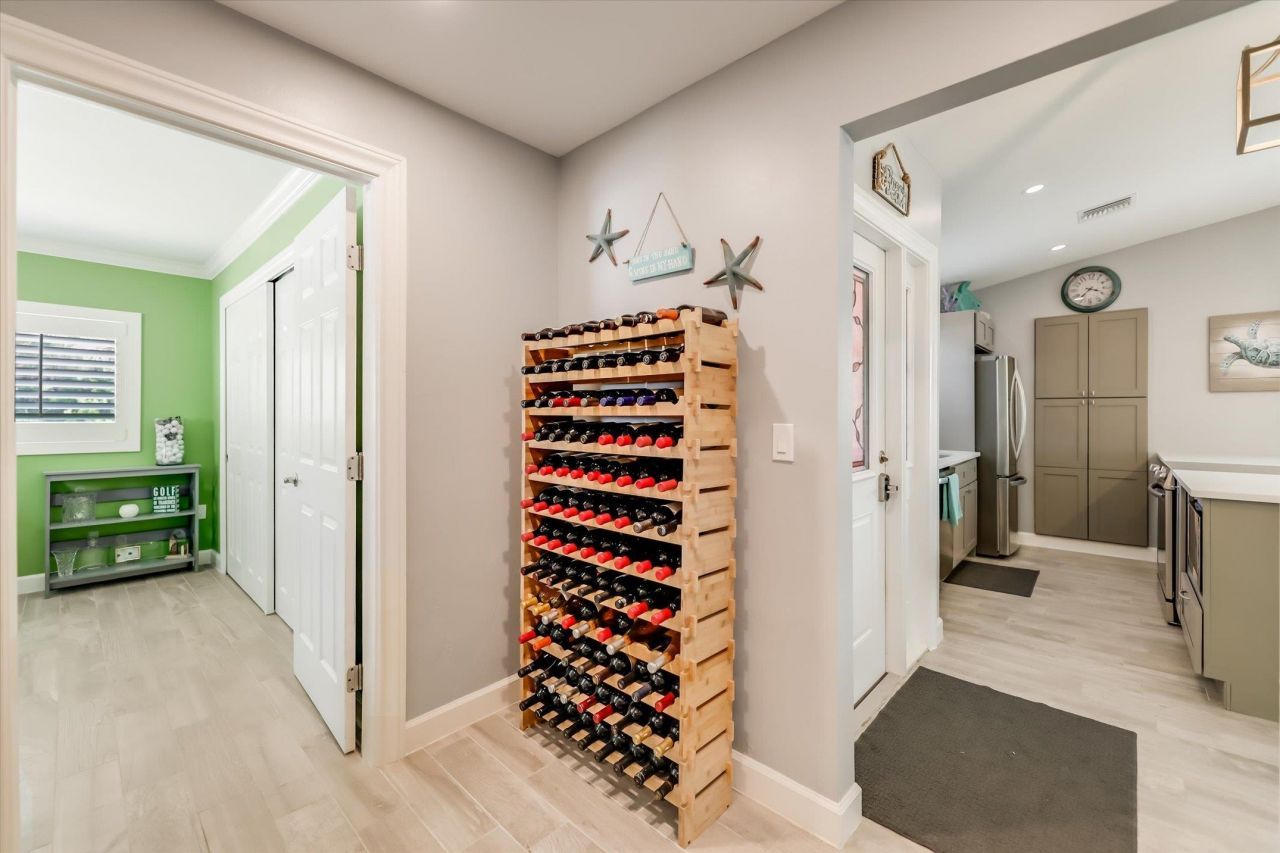 1657 Atlanta Plaza Dr, Sanibel, FL 33957 Photo