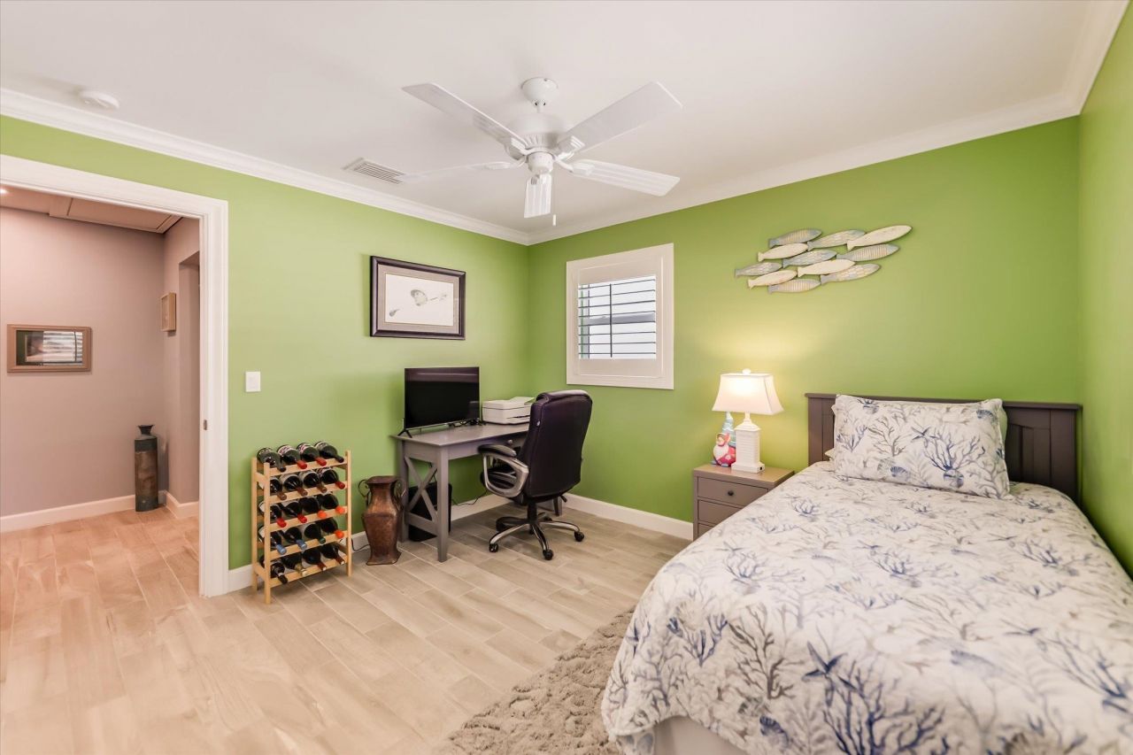 1657 Atlanta Plaza Dr, Sanibel, FL 33957 Photo