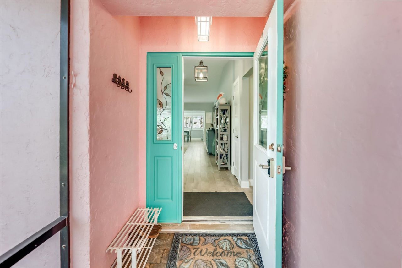 1657 Atlanta Plaza Dr, Sanibel, FL 33957 Photo