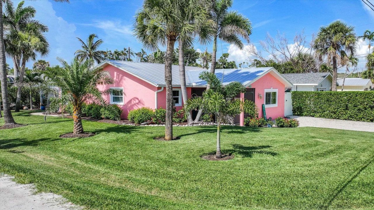 1657 Atlanta Plaza Dr, Sanibel, FL 33957 Photo