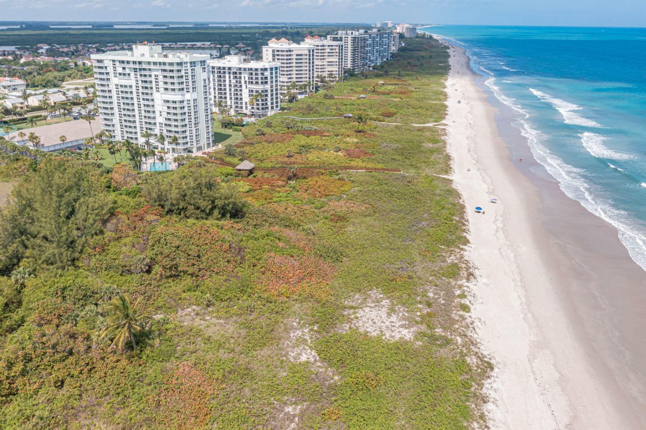 2700 N Highway A1a, Unit 307, Hutchinson Island, FL 34949 Photo