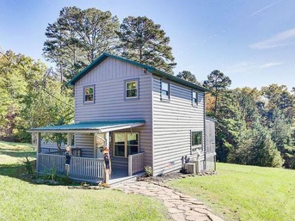 946 Holiday ln Lane, Sevierville, TN 37876