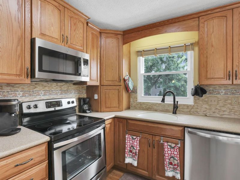 7852 Heathcock Court, Westerville, OH 43081 Photo 13