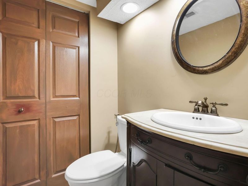 7852 Heathcock Court, Westerville, OH 43081 Photo 35