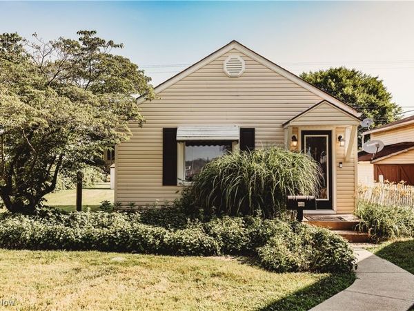 204 W Union Avenue, West Lafayette, OH 43845