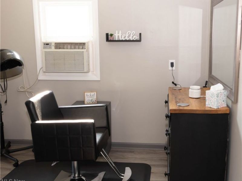 204 W Union Avenue, West Lafayette, OH 43845 Photo 7