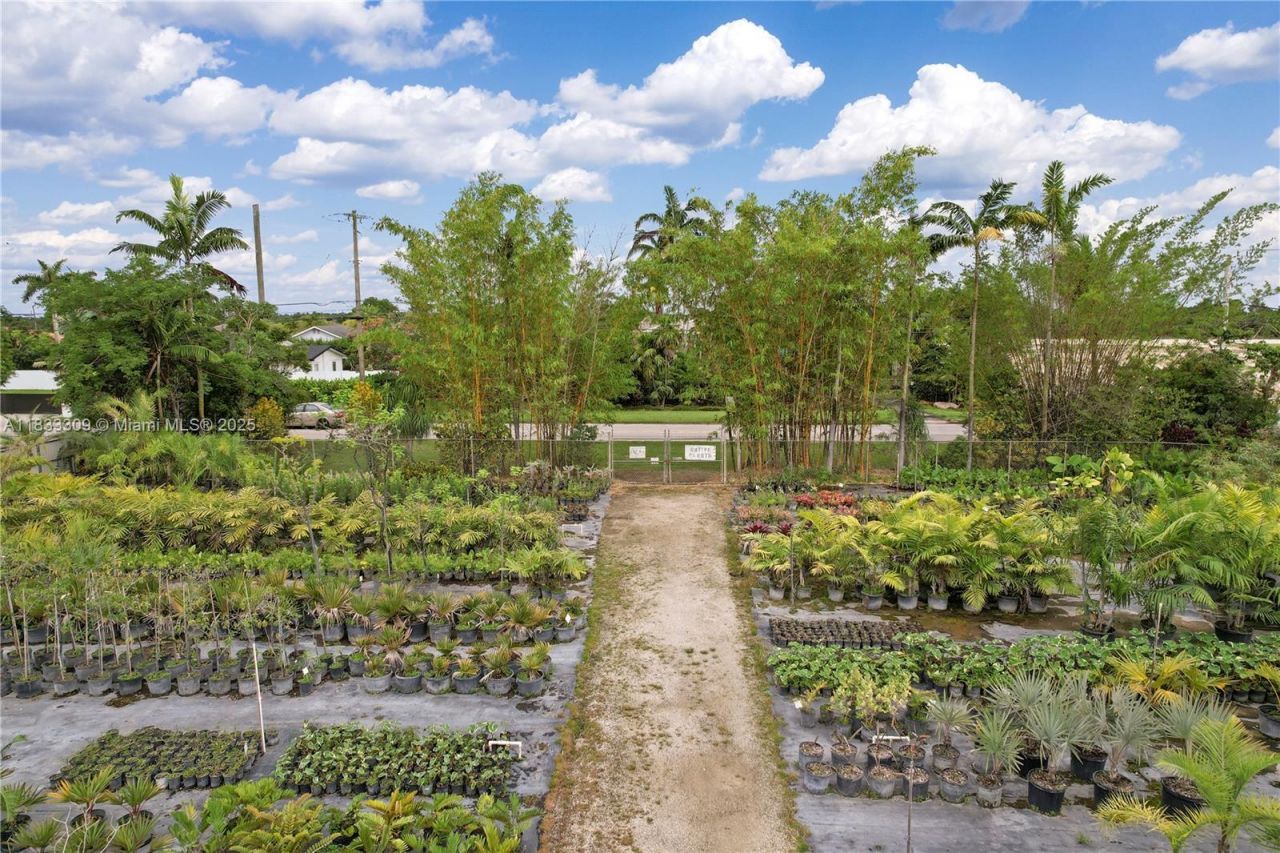 31877 SW 197th Ave, Homestead, FL 33030 Photo