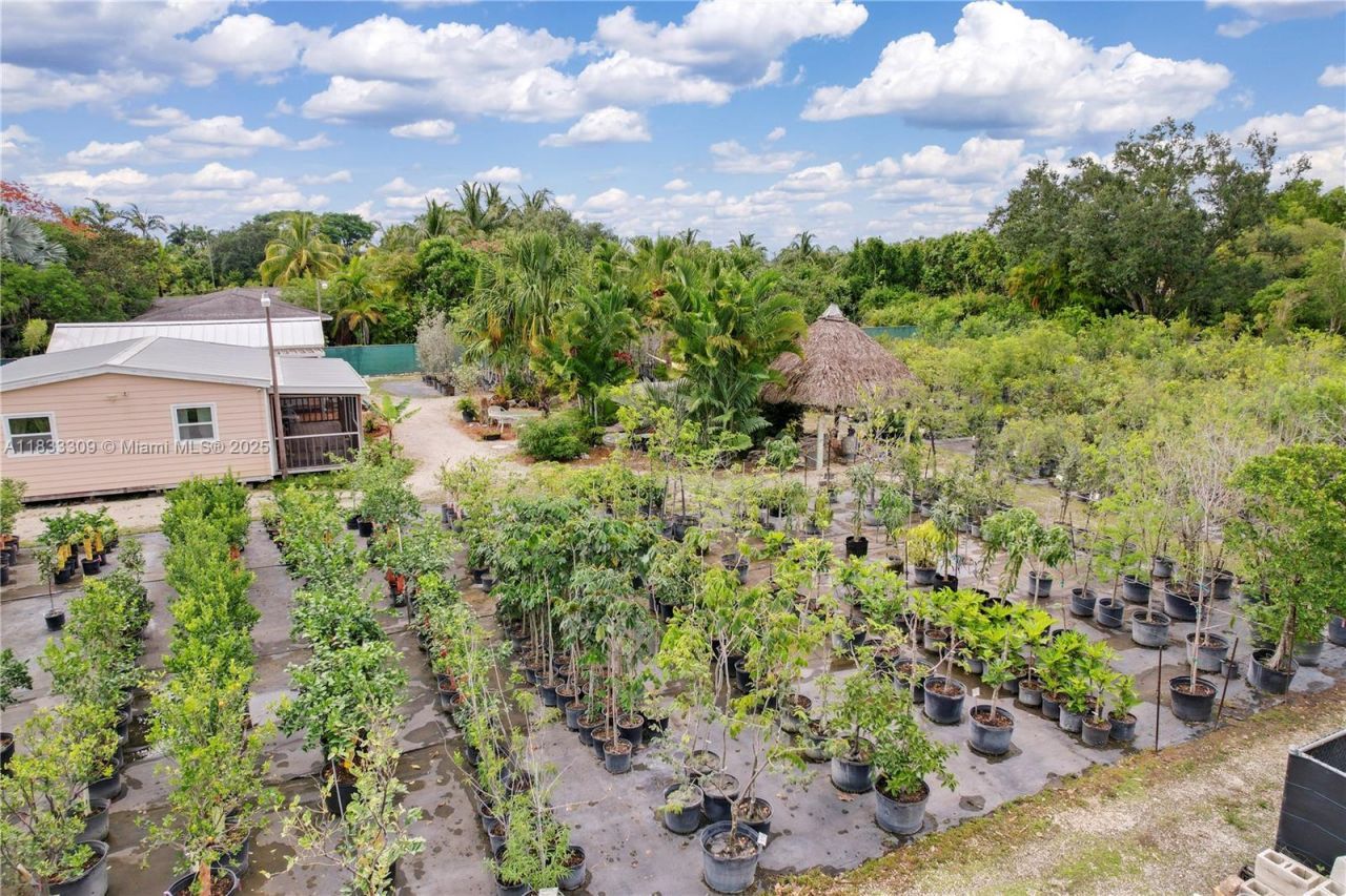 31877 SW 197th Ave, Homestead, FL 33030 Photo