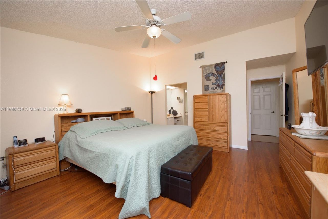 2510 SE 7th Pl, Homestead, FL 33033 Photo