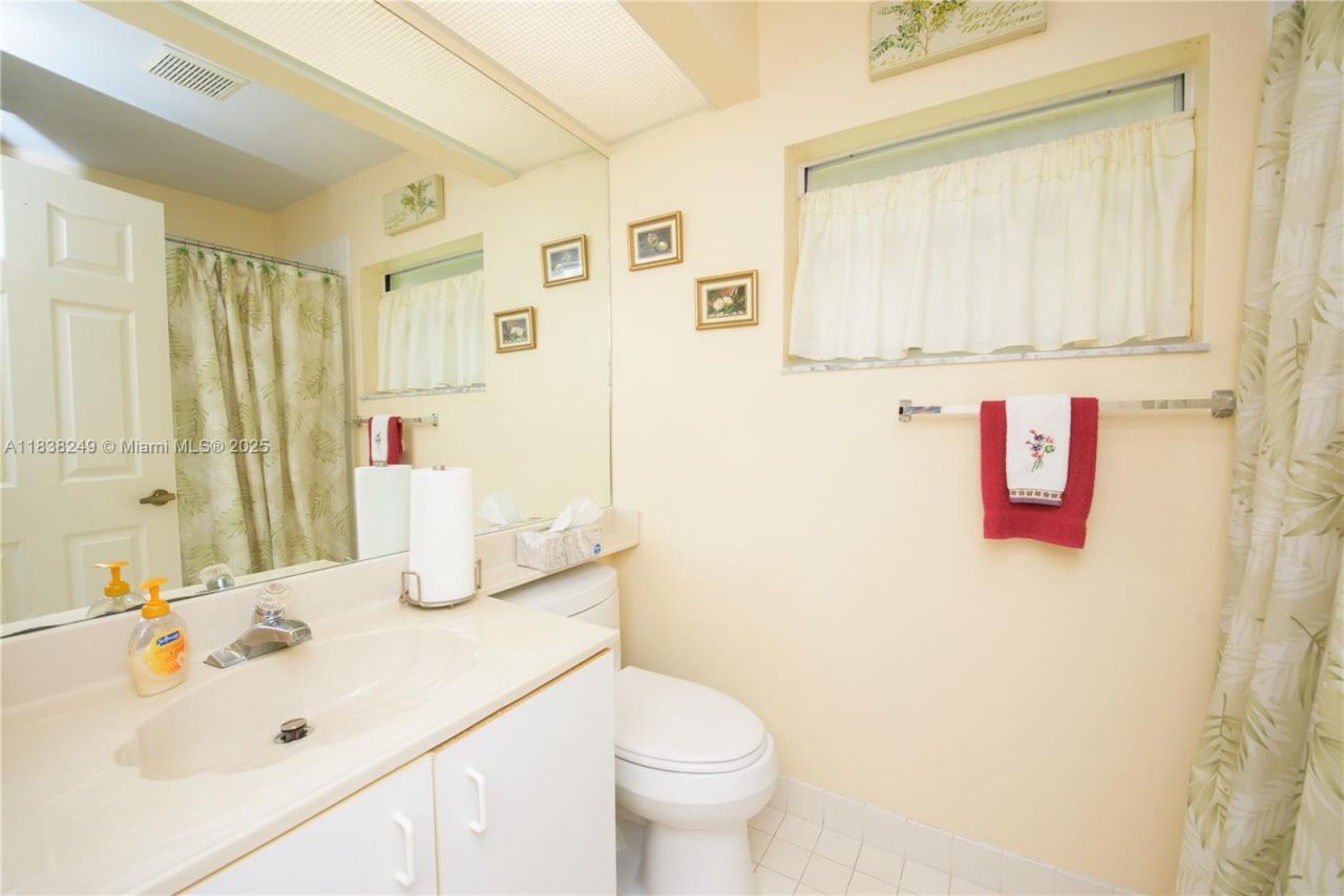 2510 SE 7th Pl, Homestead, FL 33033 Photo