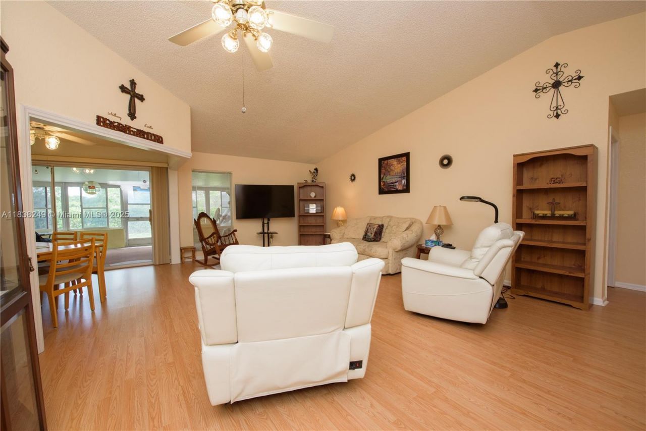 2510 SE 7th Pl, Homestead, FL 33033 Photo