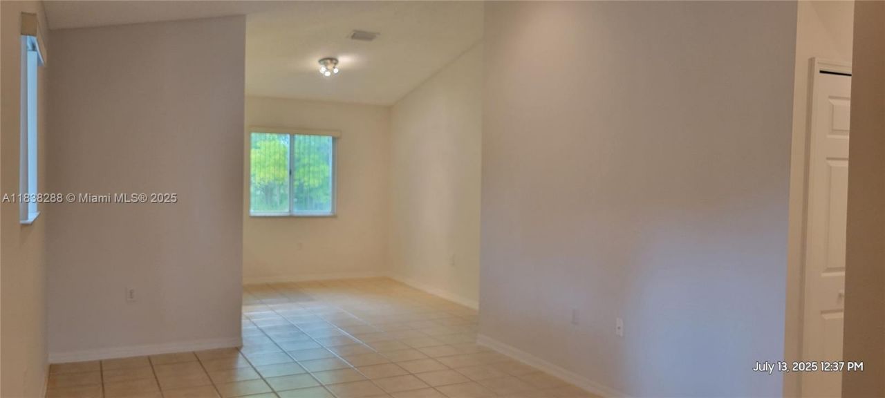 2125 NW 77th Way, Unit 201, Pembroke Pines, FL 33024 Photo