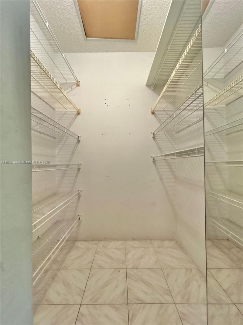 7480 NW 17th St, Unit 305, Plantation, FL 33313 Photo