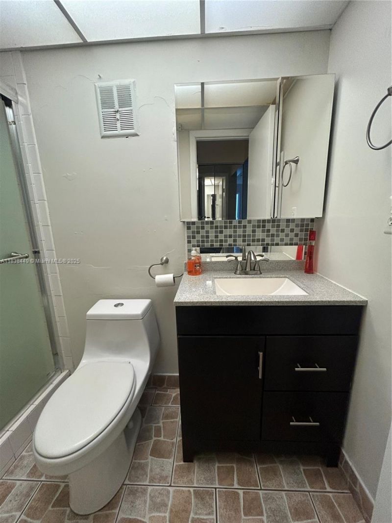 7480 NW 17th St, Unit 305, Plantation, FL 33313 Photo