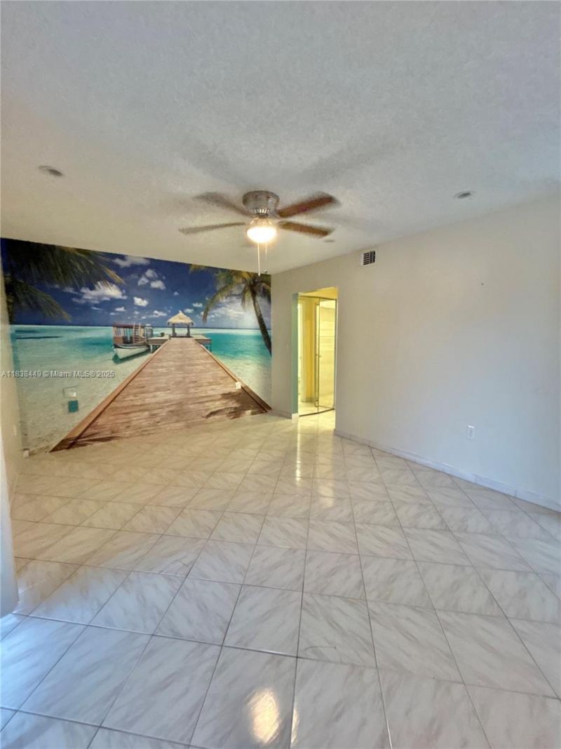 7480 NW 17th St, Unit 305, Plantation, FL 33313 Photo