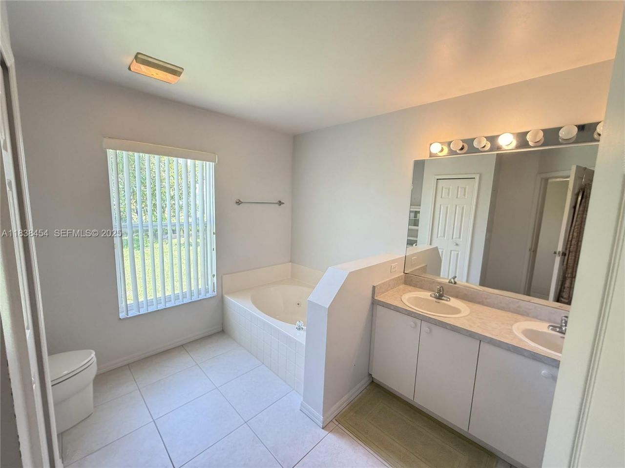 5338 NW South Crisona Cir, Port Saint Lucie, FL 34986 Photo