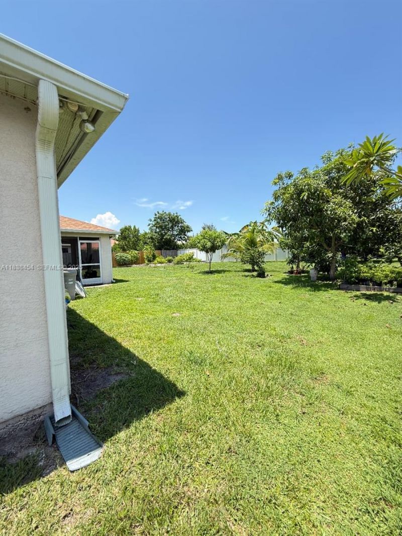 5338 NW South Crisona Cir, Port Saint Lucie, FL 34986 Photo