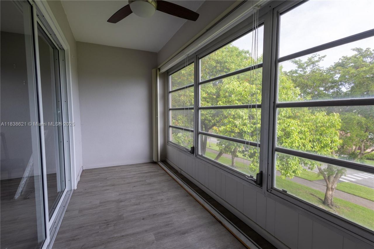 Please Call For Address, Unit 407I, Pembroke Pines, FL 33027 Photo