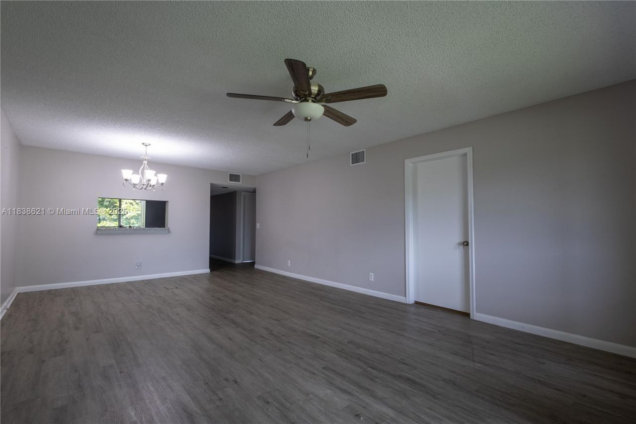 Please Call For Address, Unit 407I, Pembroke Pines, FL 33027 Photo
