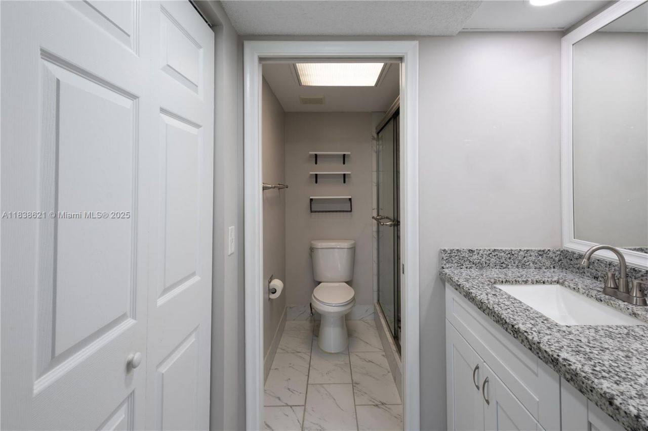 Please Call For Address, Unit 407I, Pembroke Pines, FL 33027 Photo