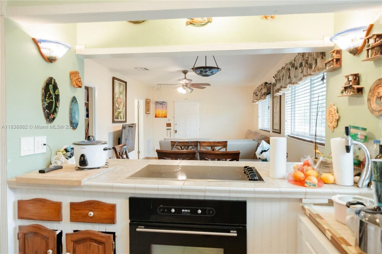 85 NW 21st St, Homestead, FL 33030 Photo