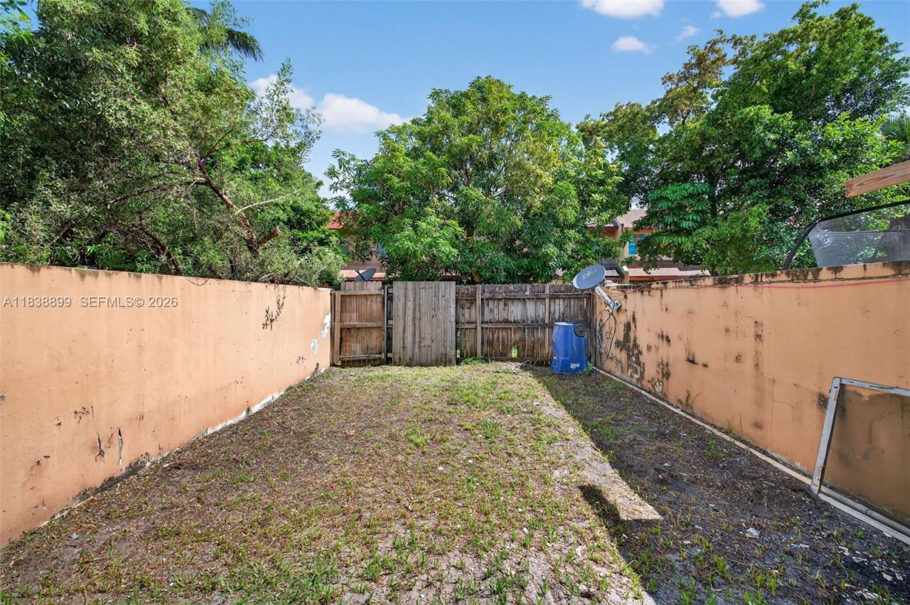 2767 NW 197th Ter, Miami Gardens, FL 33056 Photo