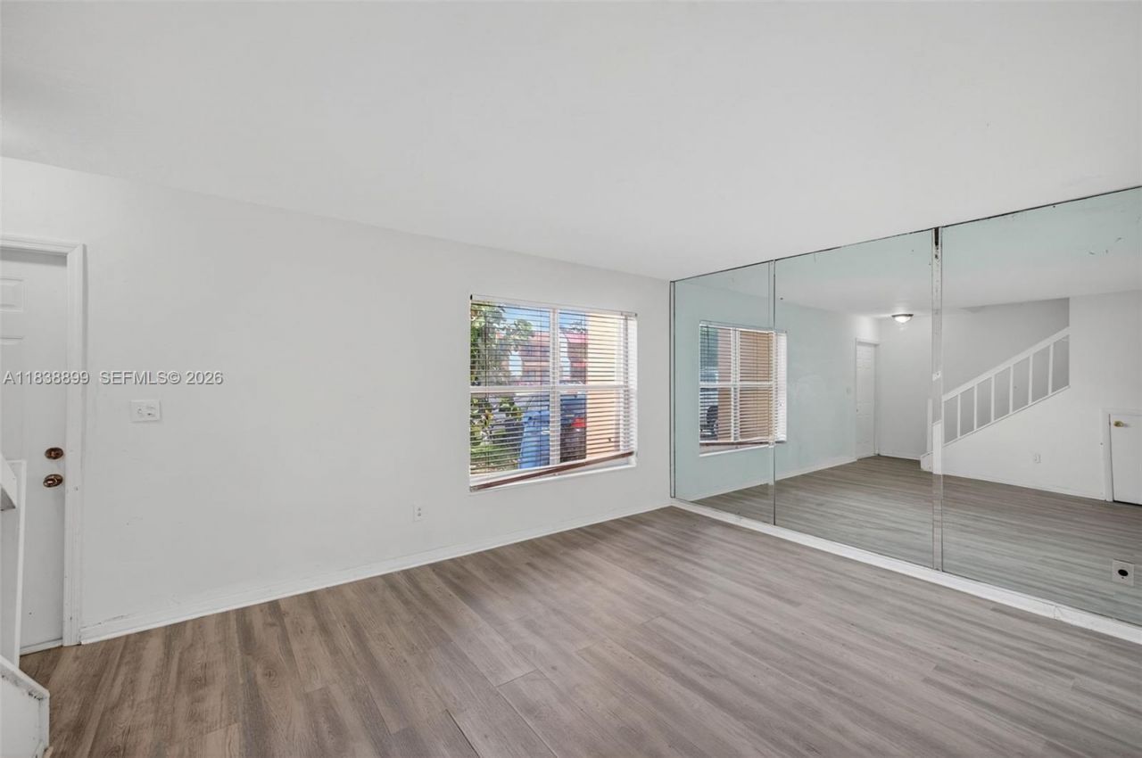 2767 NW 197th Ter, Miami Gardens, FL 33056 Photo