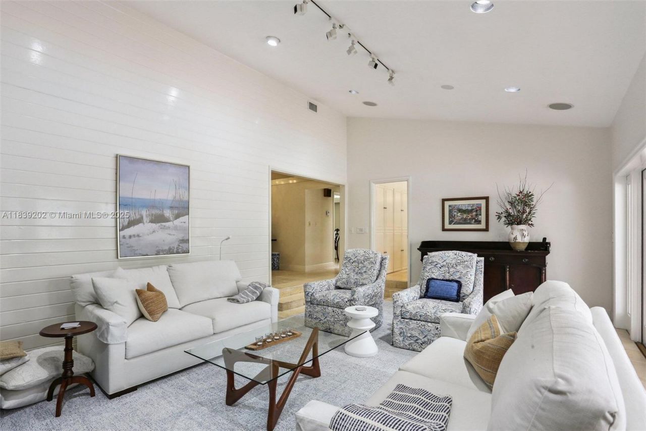 13025 SW 108th Ave, Miami, FL 33176 Photo