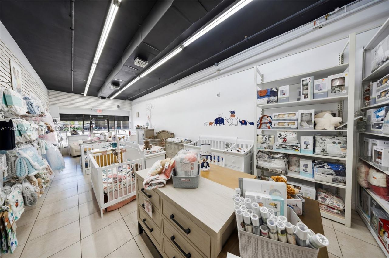 1201 W Flagler St, Miami, FL 33135 Photo