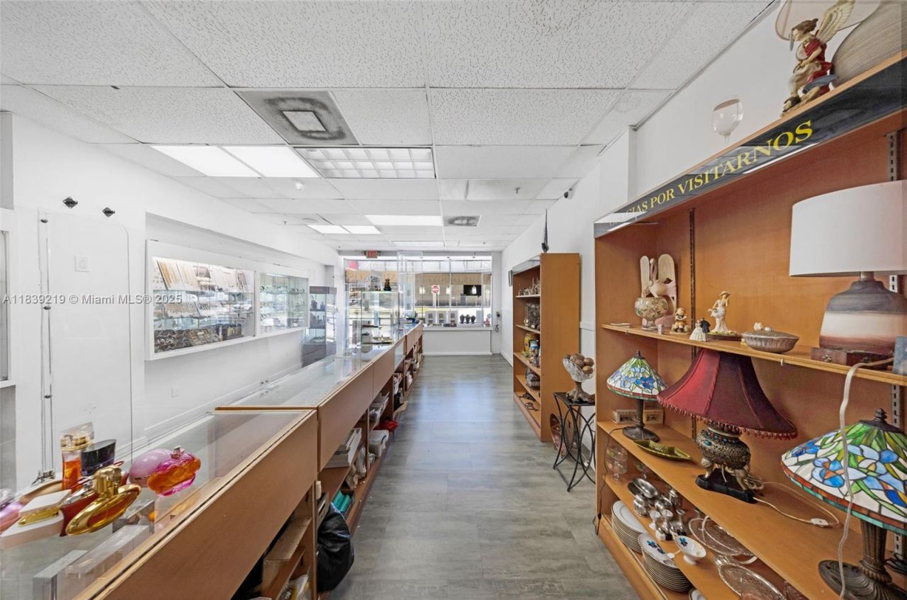 1201 W Flagler St, Miami, FL 33135 Photo