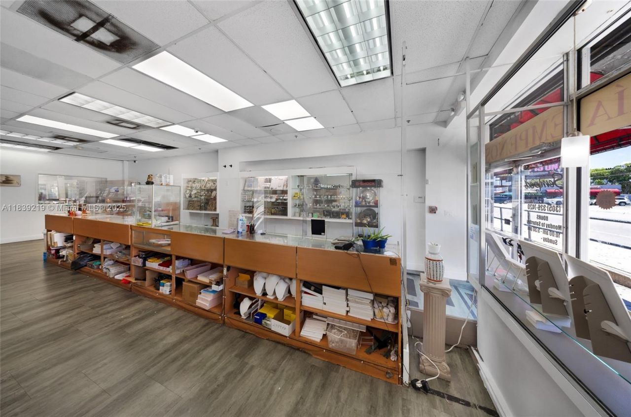 1201 W Flagler St, Miami, FL 33135 Photo