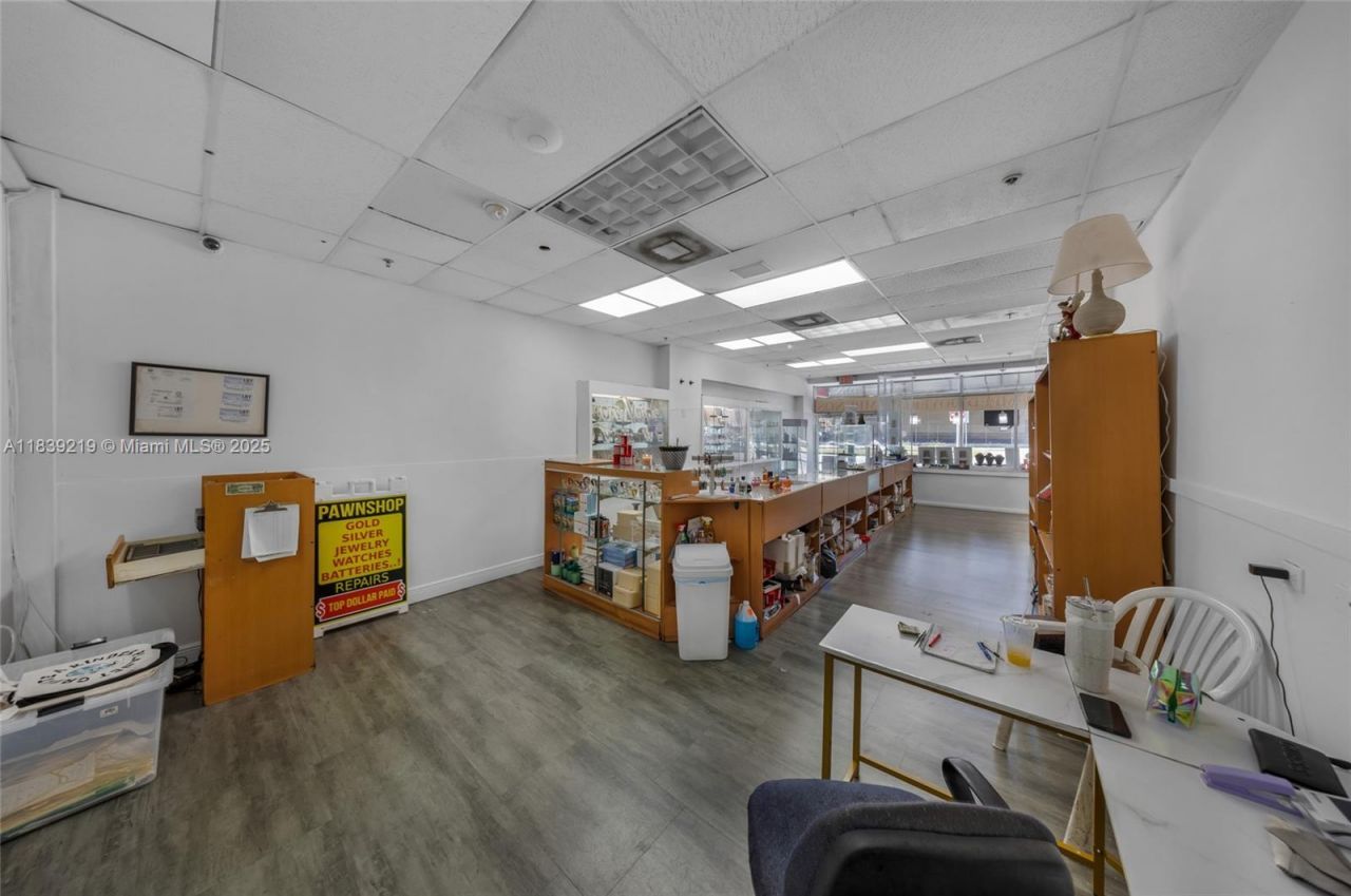 1201 W Flagler St, Miami, FL 33135 Photo