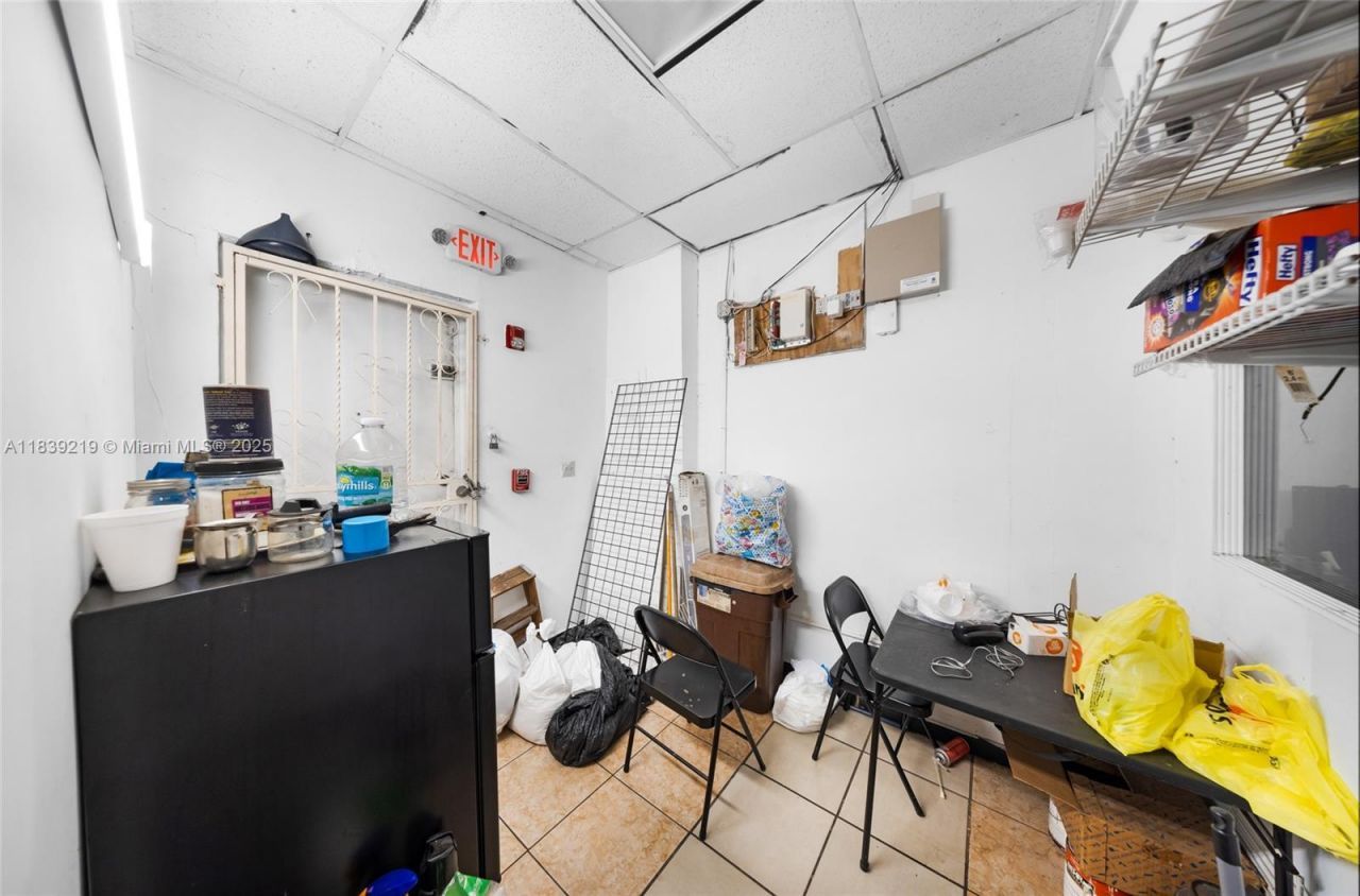 1201 W Flagler St, Miami, FL 33135 Photo