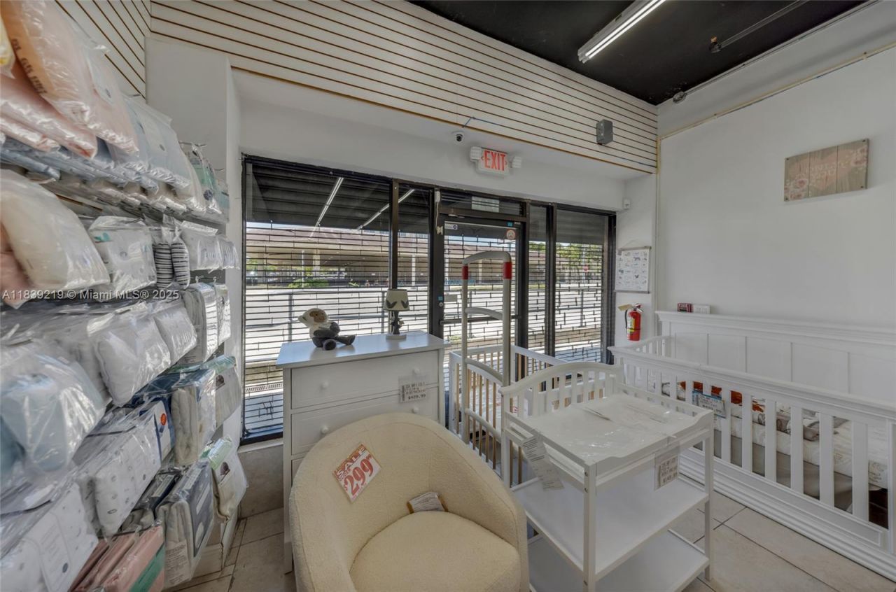 1201 W Flagler St, Miami, FL 33135 Photo