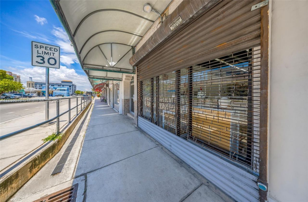 1201 W Flagler St, Miami, FL 33135 Photo