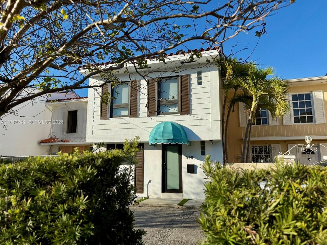 1945 NE 123rd St, North Miami, FL 33181 Photo